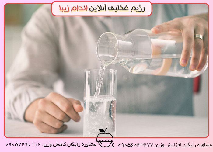 چه افرادی بیشتر بدنشان کم آب می شود؟